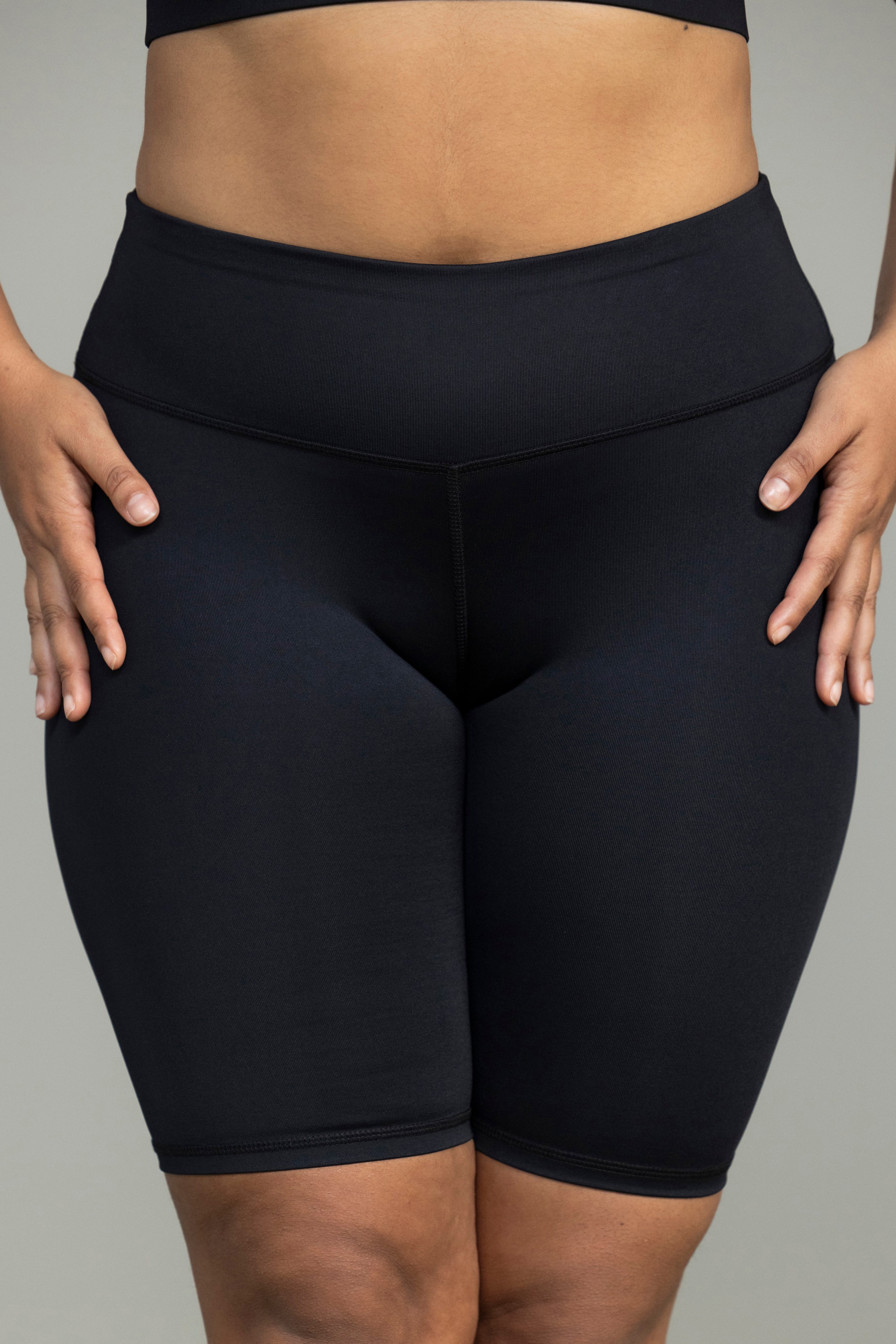 Biker Unicolor Black | Hey Honey Yoga & Active Wear
